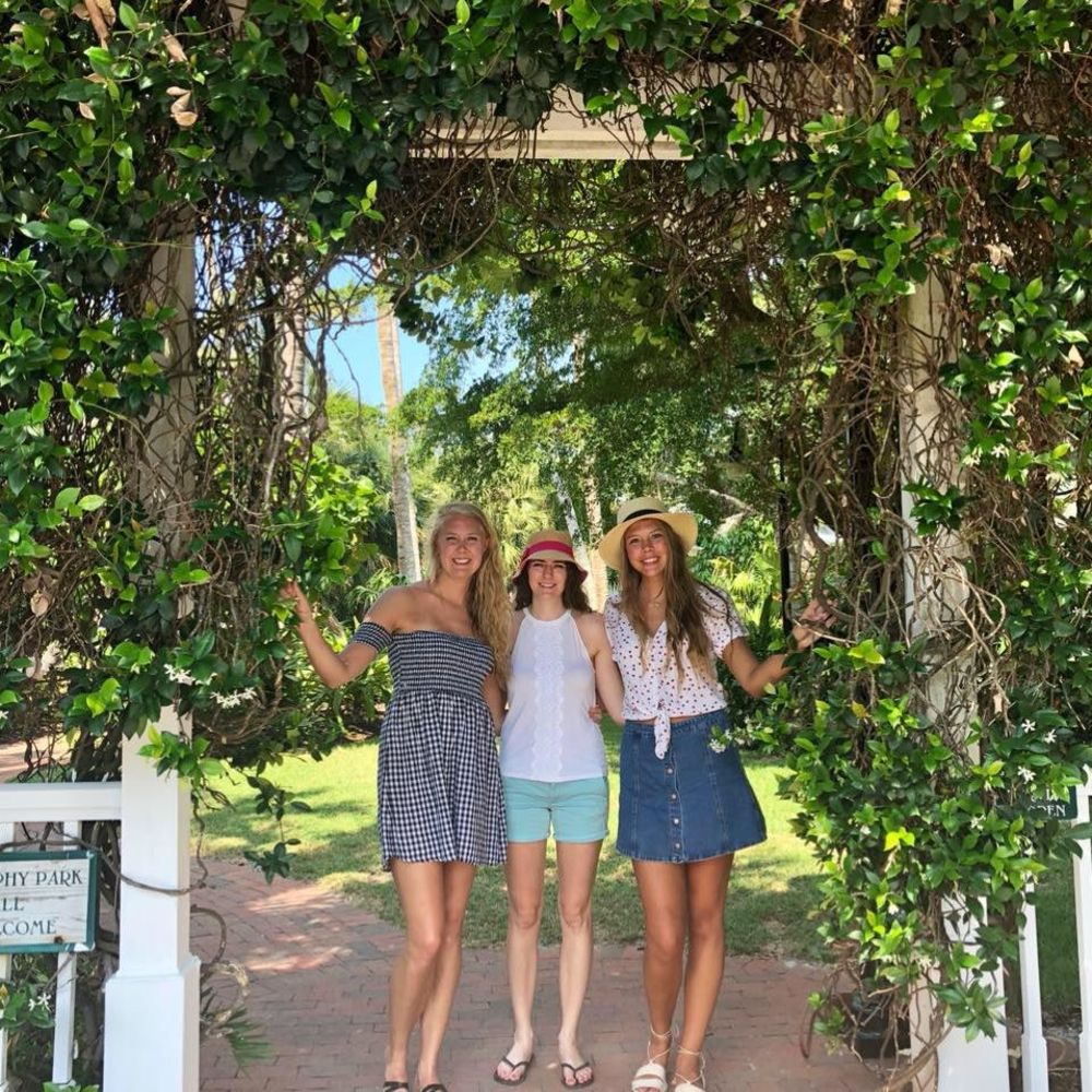 Meet your Posher, Emma